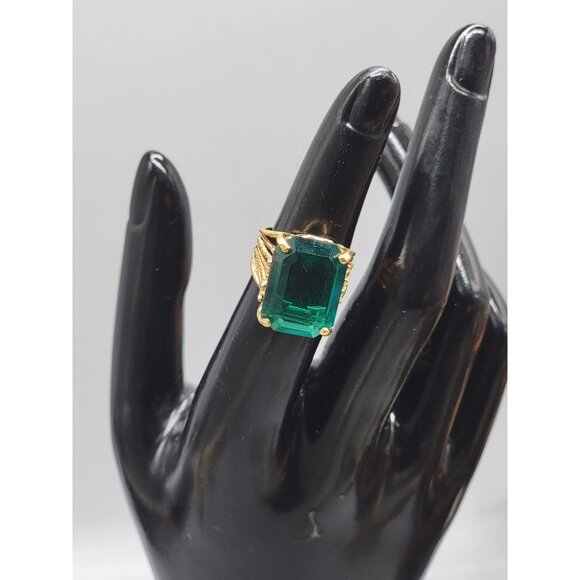 Ana BeKoach 18khge Simulated Emerald Ring Yellow Heavy Electroplated Gold SZ 5 - Picture 2 of 10